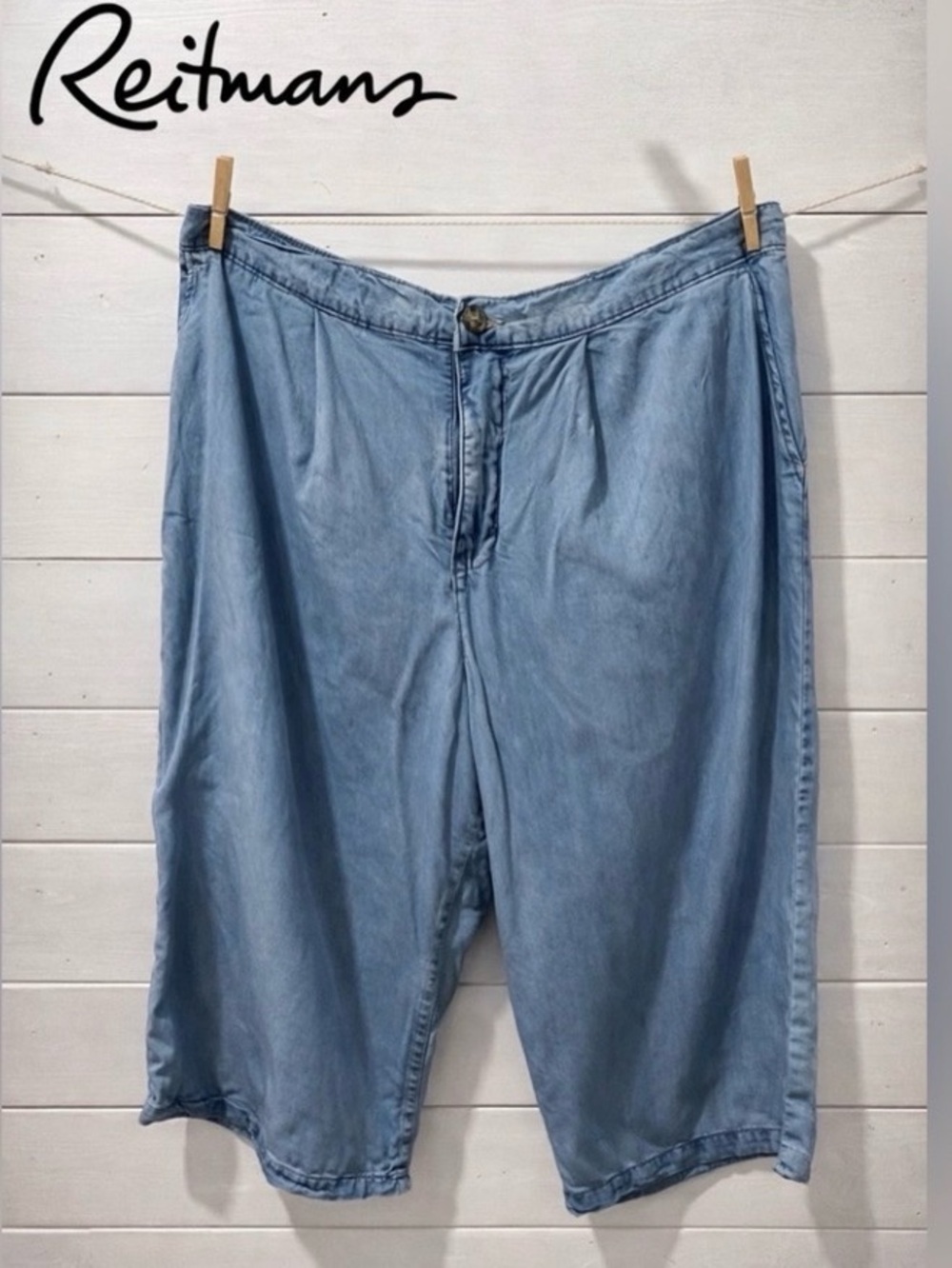 Light Blue Tencel Capri Pants – Reitmans Signature (Petite 18)